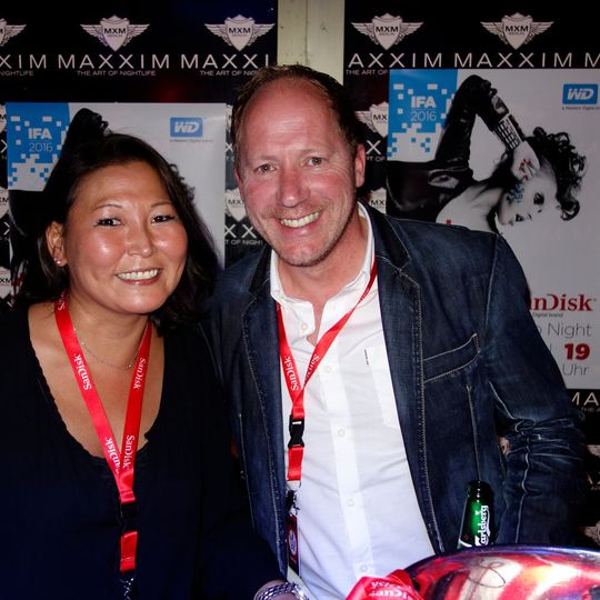 Gastgeber des Abends, Miriam Franke und Sascha Böhmer, SanDisk. Gastgeber des Abends, Miriam Franke und Sascha Böhmer, SanDisk.