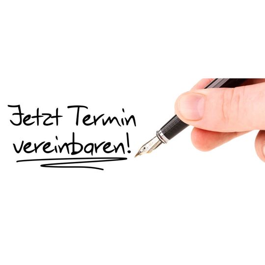 Patienten wünschen sich die Möglichkeit zur Online-Terminvereinbarung und Erinnerungsservices per SMS oder eMail Patienten wünschen sich die Möglichkeit zur Online-Terminvereinbarung und Erinnerungsservices per SMS oder eMail