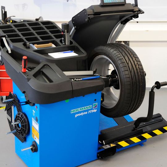 Die neue Geodyna 7700. Die neue Geodyna 7700.