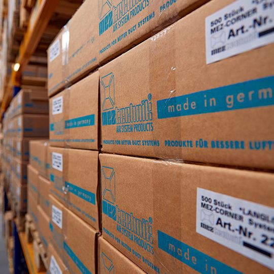 Von der Planung über die Steuerung von Bestell- und Fertigungsprozessen in der Luftkanalherstellung, bis hin zur Optimierung von Montage- oder Wartungsarbeiten – alle Teilbereiche bieten Anknüpfungspunkte zur Automatisierung und Effizienzsteigerung. Von der Planung über die Steuerung von Bestell- und Fertigungsprozessen in der Luftkanalherstellung, bis hin zur Optimierung von Montage- oder Wartungsarbeiten – alle Teilbereiche bieten Anknüpfungspunkte zur Automatisierung und Effizienzsteigerung.