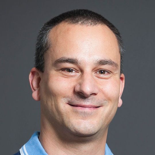 Lenz Grimmer ist Team Lead Product Management & Development bei it-novum. Lenz Grimmer ist Team Lead Product Management & Development bei it-novum.