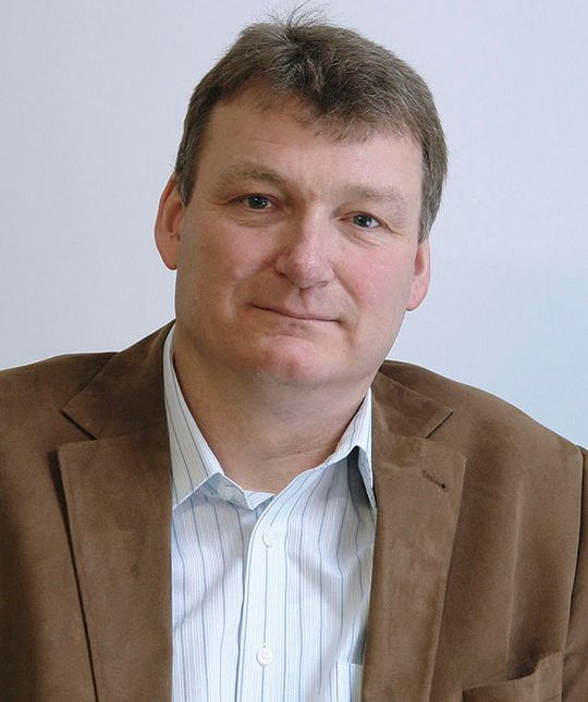 Frieder Dreisbach, Geschäftsführer von Rubotherm: „Jetzt ist der richtige Zeitpunkt, um mit der globalen Organisation von TA unsere internationale Kundenbasis und Neukunden noch besser zu erreichen und unsere Geräte und Dienstleistungen schneller und in noch besserer Qualität anzubieten.“ Frieder Dreisbach, Geschäftsführer von Rubotherm: „Jetzt ist der richtige Zeitpunkt, um mit der globalen Organisation von TA unsere internationale Kundenbasis und Neukunden noch besser zu erreichen und unsere Geräte und Dienstleistungen schneller und in noch besserer Qualität anzubieten.“