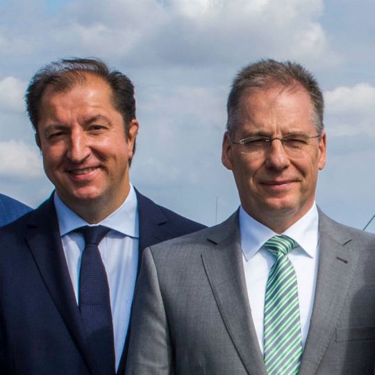 Operatives Führungsteam des Kfz-Gewerbes NRW: Hauptgeschäftsführer Marcus Büttner (re.) und Geschäftsführer Klemens Hellenbrand. Operatives Führungsteam des Kfz-Gewerbes NRW: Hauptgeschäftsführer Marcus Büttner (re.) und Geschäftsführer Klemens Hellenbrand.