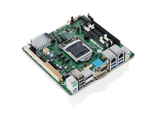 Fujitsu D3433-S: Das Board für den Dauerbetrieb und erweiterten Temperaturbereich mit Intels Q170-Chipsatz unterstützt bis zu drei unabhängige Displays sowie out-of-band-Management via Intels vPRO 2015 und Intels AMT 11.0. Fujitsu D3433-S: Das Board für den Dauerbetrieb und erweiterten Temperaturbereich mit Intels Q170-Chipsatz unterstützt bis zu drei unabhängige Displays sowie out-of-band-Management via Intels vPRO 2015 und Intels AMT 11.0.