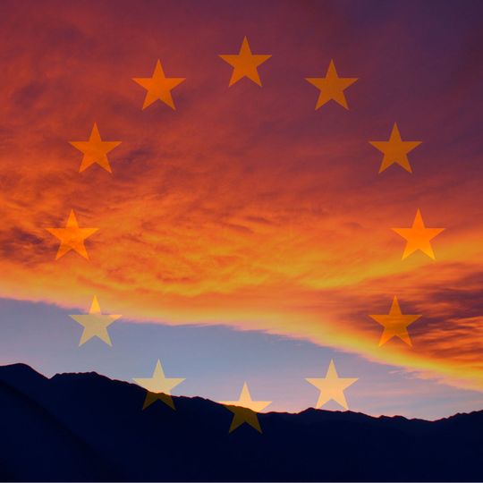Palo Alto Networks betreibt die neue europäische Cloud für Wildfire in den Niederlanden. Unternehmen können ihre Daten so Compliance-gerecht analysieren lassen. Palo Alto Networks betreibt die neue europäische Cloud für Wildfire in den Niederlanden. Unternehmen können ihre Daten so Compliance-gerecht analysieren lassen.