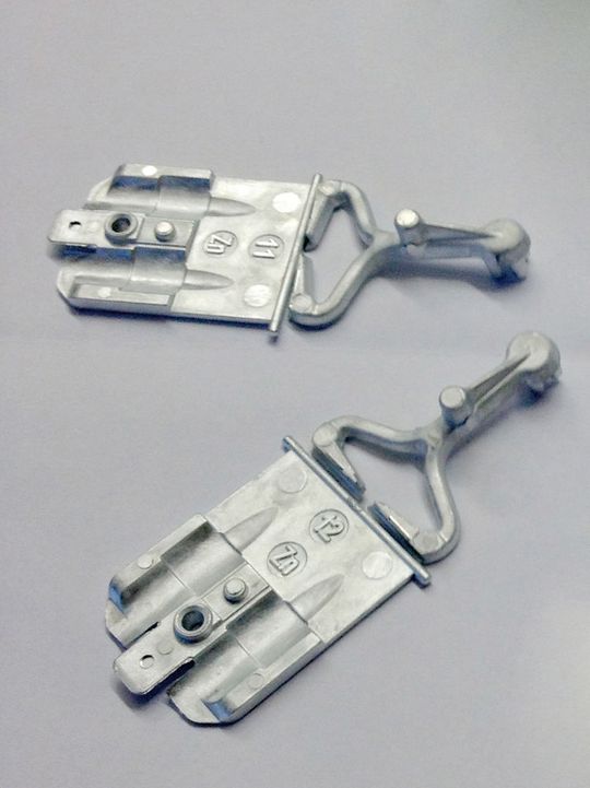 Gehäuseklappe Gehäuseklappe