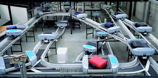 Am Flughafen Montreal entsteht eine Autover-Anlage mit einem 1850 m langen Schienensystem, die Ende 2008 in Betrieb gehen soll.Bild: Beumer Am Flughafen Montreal entsteht eine Autover-Anlage mit einem 1850 m langen Schienensystem, die Ende 2008 in Betrieb gehen soll.Bild: Beumer