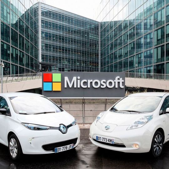 Bis 2020 wollen Renault-Nissan automatisierte Fahrfunktionen in die Serie bringen. Dafür hat der OEM eine Partnerschaft mit Microsoft bekannt gegeben. Bis 2020 wollen Renault-Nissan automatisierte Fahrfunktionen in die Serie bringen. Dafür hat der OEM eine Partnerschaft mit Microsoft bekannt gegeben.