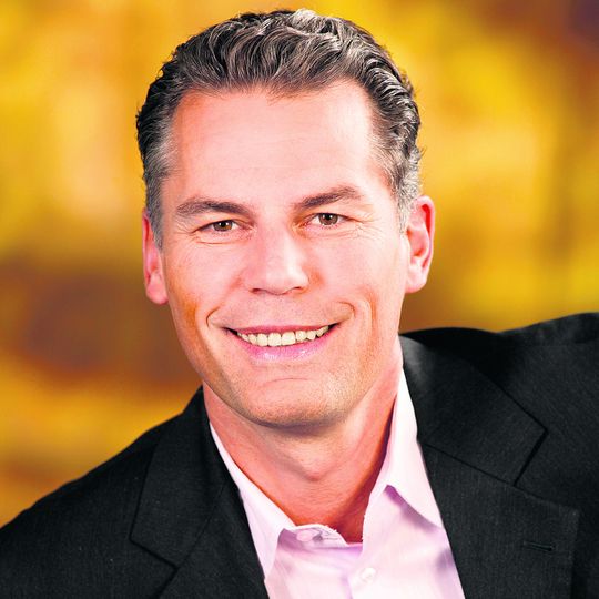 Robert Helgerth ist bei Microsoft Direktor für Mittelstand und Partner. Robert Helgerth ist bei Microsoft Direktor für Mittelstand und Partner.