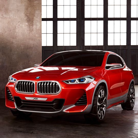 Was bei den großen Baureihen funktioniert hat, soll es nun auch in klein geben: BMW bringt ein SUV-Coupé namens X2.