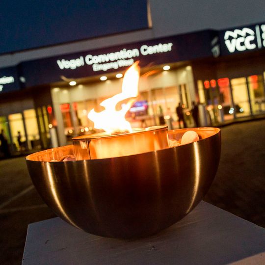 Visionäre aus Industrie und Wirtschaft haben in Würzburg den „Connected-World“-Award erhalten. Visionäre aus Industrie und Wirtschaft haben in Würzburg den „Connected-World“-Award erhalten.