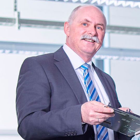 Helmut Bechtold ist geschäftsführender Gesellschafter der PROFECTUS GmbH Electronic Solutions in Suhl.