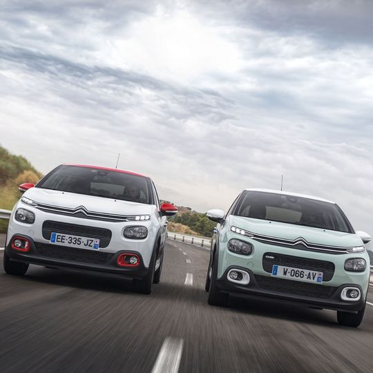 Der Citroën C3 gehört zu den PSA-Fahrzeugen, denen aktuell ein Werkstattaufenthalt bevorsteht. Der Citroën C3 gehört zu den PSA-Fahrzeugen, denen aktuell ein Werkstattaufenthalt bevorsteht.
