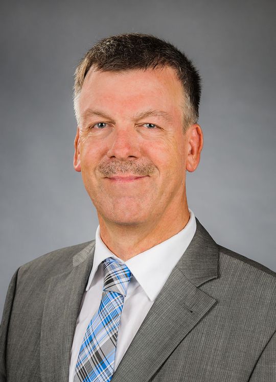 Dipl.-Ing. Thomas Stark leitet bei Cadfem die CAE-Strategieberatung, nachdem er in der Industrie Simulationserfahrungen gesammelt hat. Dipl.-Ing. Thomas Stark leitet bei Cadfem die CAE-Strategieberatung, nachdem er in der Industrie Simulationserfahrungen gesammelt hat.