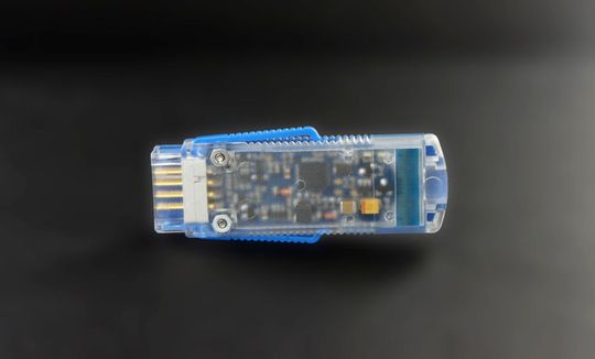 Bluetooth-Stecker: Mit der Bluetooth-Technik von Ahlborn lassen sich kleine Messnetzwerke oder einzelne Messstellen aufbauen. Bluetooth-Stecker: Mit der Bluetooth-Technik von Ahlborn lassen sich kleine Messnetzwerke oder einzelne Messstellen aufbauen.