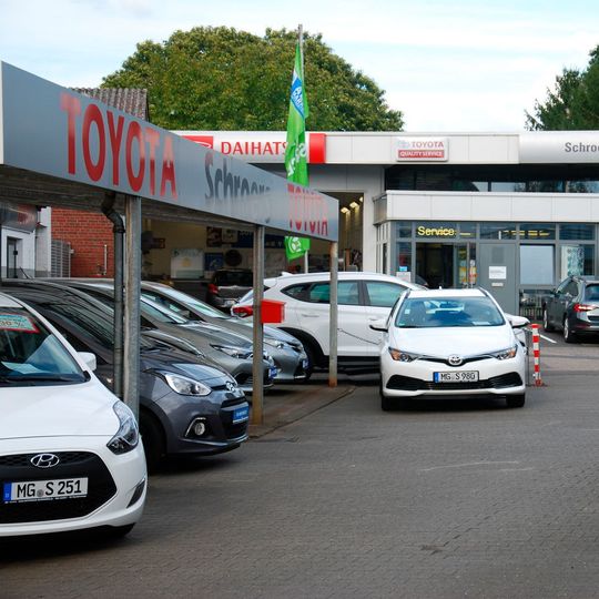 Schroers hat sich vom reinen Toyota-Autohaus zum Allrounder gewandelt. Schroers hat sich vom reinen Toyota-Autohaus zum Allrounder gewandelt.