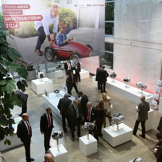 Am 20. Oktober hat Getrag zum Drivetrain-Forum in den Hauptsitz nach Untergruppenbach geladen. Am 20. Oktober hat Getrag zum Drivetrain-Forum in den Hauptsitz nach Untergruppenbach geladen.