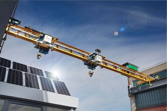 Der mitfahrende Pufferspeicher (grün, rechts oben im Bild) wird per Ladevorgang aufgefüllt, der Ladezustand dabei selbstüberwacht. Der mitfahrende Pufferspeicher (grün, rechts oben im Bild) wird per Ladevorgang aufgefüllt, der Ladezustand dabei selbstüberwacht.