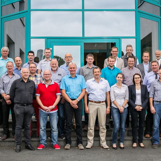 Das Treffen ermöglichte den Teilnehmern spannende Einblicke in die Tablettiertechnik. Das Treffen ermöglichte den Teilnehmern spannende Einblicke in die Tablettiertechnik.