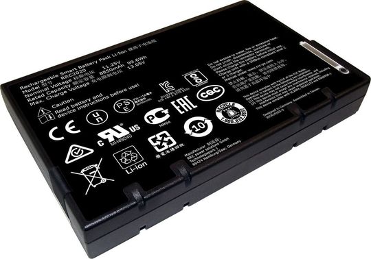 Lithium-Ionen-Batterien müssen für den Einsatz in der Medizintechnik eine Vielzahl an Zulassungen erfüllen. Hier zu sehen: die RRC2020 mit Zulassungszeichen. Lithium-Ionen-Batterien müssen für den Einsatz in der Medizintechnik eine Vielzahl an Zulassungen erfüllen. Hier zu sehen: die RRC2020 mit Zulassungszeichen.