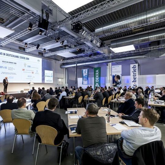 Die Teilnehmer der Autoservicetage 2016 dürfen sich auf spannende Vorträge und Diskussionen freuen.