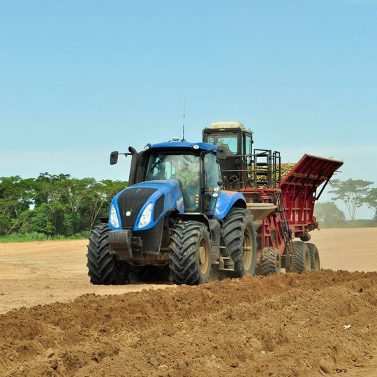 As opposed to other branches of Polish industry, the agricultural machinery industry is predominantly based on the domestic capital. As opposed to other branches of Polish industry, the agricultural machinery industry is predominantly based on the domestic capital.