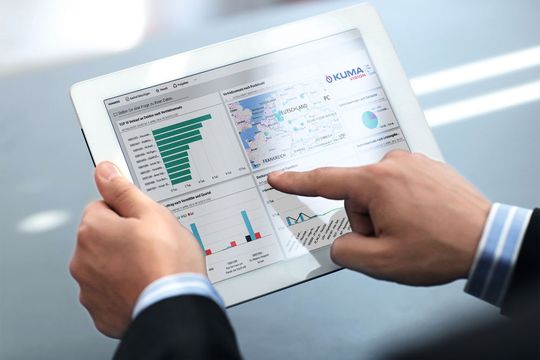 Schlanke Prozesse und hohe Transparenz: das integrierte Konzept der Kumavision-Software deckt alle Vorgänge und Unternehmensbereiche ab und ermöglicht neben bereichsübergreifenden Prozessen eine durchgängige Kosten- und Leistungsrechnung mit jederzeit aktuellen Zahlen. Schlanke Prozesse und hohe Transparenz: das integrierte Konzept der Kumavision-Software deckt alle Vorgänge und Unternehmensbereiche ab und ermöglicht neben bereichsübergreifenden Prozessen eine durchgängige Kosten- und Leistungsrechnung mit jederzeit aktuellen Zahlen.