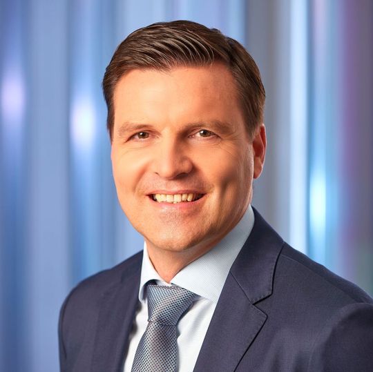 Stefan Brandl wird neuer Vorsitzender der Geschäftsführung der ebm-papst Unternehmensgruppe. Stefan Brandl wird neuer Vorsitzender der Geschäftsführung der ebm-papst Unternehmensgruppe.