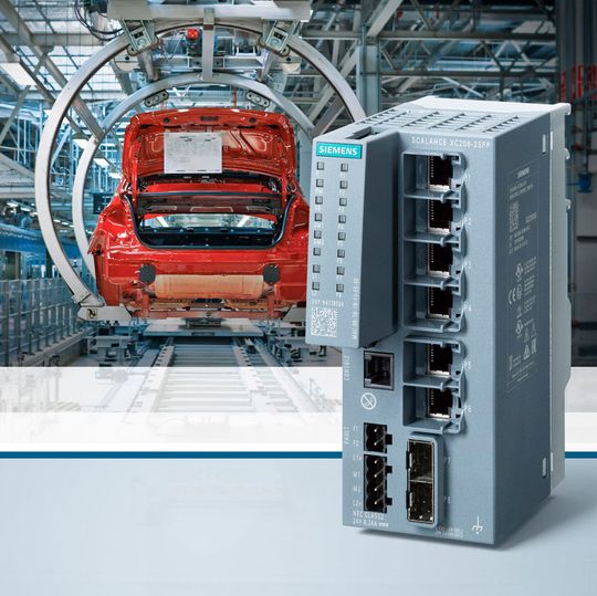 Mit der Produktlinie Scalance XC-200 bringt Siemens eine neue Generation kompakter Industrial Ethernet Switches auf den Markt. Anwender können damit elektrische und optische Linien-, Stern- und Ringstrukturen in industriellen Netzwerken aufbauen. Die Layer 2-Netzwerkkomponenten lassen sich sowohl in Profinet als auch in die EtherNet/IP- Diagnose einbinden. Mit der Produktlinie Scalance XC-200 bringt Siemens eine neue Generation kompakter Industrial Ethernet Switches auf den Markt. Anwender können damit elektrische und optische Linien-, Stern- und Ringstrukturen in industriellen Netzwerken aufbauen. Die Layer 2-Netzwerkkomponenten lassen sich sowohl in Profinet als auch in die EtherNet/IP- Diagnose einbinden.