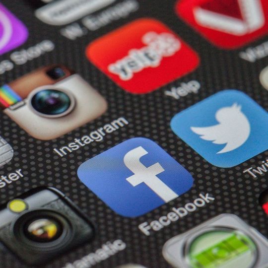 Mobile Unternehmens-Apps sind auf dem Vormarsch. Bei der Entwicklung gibt es unterschiedliche Ansätze. Mobile Unternehmens-Apps sind auf dem Vormarsch. Bei der Entwicklung gibt es unterschiedliche Ansätze.