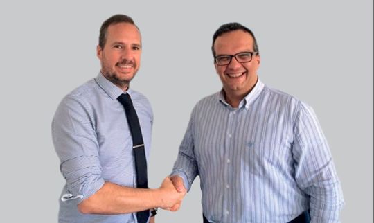 Dimitri Philippe, CEO, BE. Services (links) und Guiseppe Pace, CEO, Exor Dimitri Philippe, CEO, BE. Services (links) und Guiseppe Pace, CEO, Exor