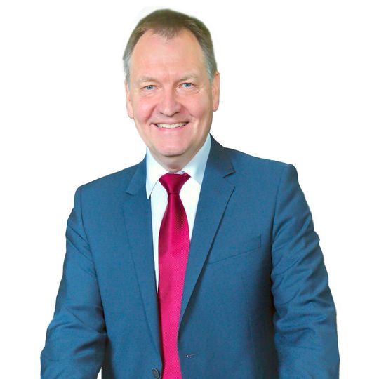Der Kunde soll bei Edurs neuen Vertriebsleiter Andreas Wagner im Mittelpunkt stehen. Der Kunde soll bei Edurs neuen Vertriebsleiter Andreas Wagner im Mittelpunkt stehen.