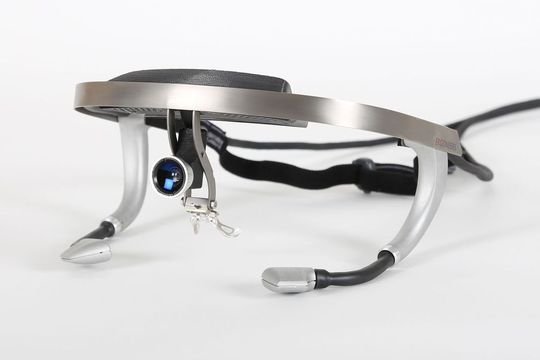 Die Professional-Eye-Tracking-Brille von Dikablis lässt sich um eine Head-Tracking-Funktion erweitern. Somit lässt sich die Ergonomie detaillierter untersuchen. Die Professional-Eye-Tracking-Brille von Dikablis lässt sich um eine Head-Tracking-Funktion erweitern. Somit lässt sich die Ergonomie detaillierter untersuchen.