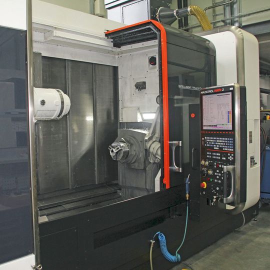 Die erste Integrex i-200ST von Mazak, mit der toolcraft einen neuen Kunden aus dem Bereich des hochgenauen Dreh-Frässpektrums generieren konnte. Die erste Integrex i-200ST von Mazak, mit der toolcraft einen neuen Kunden aus dem Bereich des hochgenauen Dreh-Frässpektrums generieren konnte.