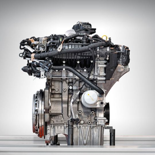 Ford wird den Dreizylinder-EcoBoost-Benziner ab Anfang 2018 mit einer Zylinder-Abschaltung anbieten. Ford wird den Dreizylinder-EcoBoost-Benziner ab Anfang 2018 mit einer Zylinder-Abschaltung anbieten.