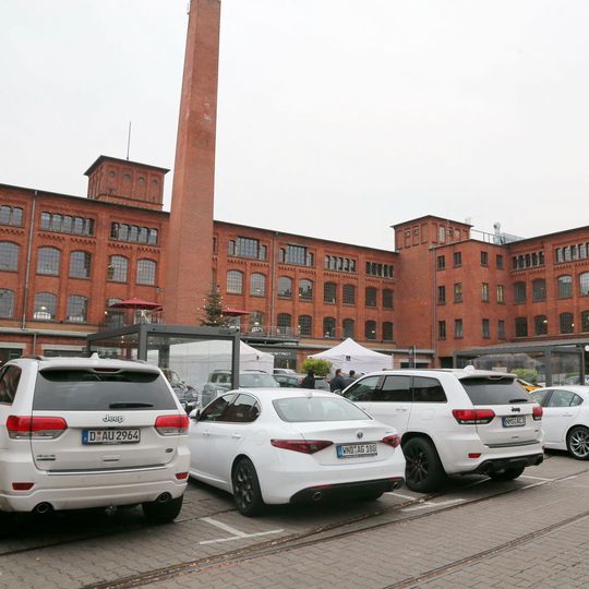 Die Alfa- und Jeep-Händler trafen sich in der Frankfurter Klassikstadt.