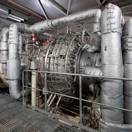 Die neue Gasturbine im Chemiepark Gendorf Die neue Gasturbine im Chemiepark Gendorf