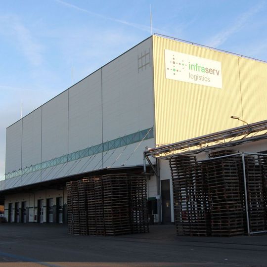 Infraserv Logistics investiert in die Lagerinfrastruktur am Standort Gersthofen. Infraserv Logistics investiert in die Lagerinfrastruktur am Standort Gersthofen.