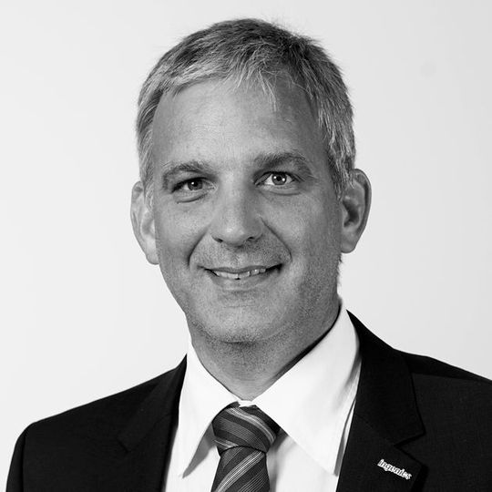 Martin Cüppers ist neuer Leiter des „Center of Competence“ Karosseriebau bei Ingenics. Martin Cüppers ist neuer Leiter des „Center of Competence“ Karosseriebau bei Ingenics.