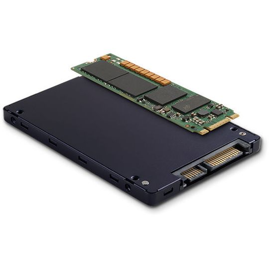 Micron hat seine SSDs der 5100-Serie präsentiert. Micron hat seine SSDs der 5100-Serie präsentiert.