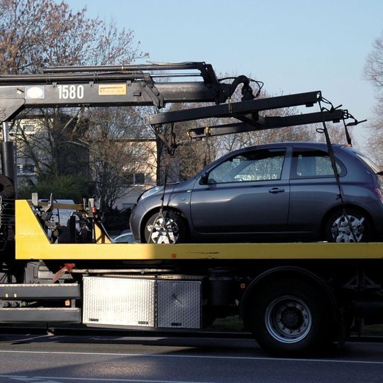 Das Vermittlungsverfahren beugt Dumpingpreisen beim Abschleppen vor. Das Vermittlungsverfahren beugt Dumpingpreisen beim Abschleppen vor.