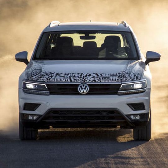 Im ersten Halbjahr 2017 rollt der Tiguan auch als Allspace an den Start. Im ersten Halbjahr 2017 rollt der Tiguan auch als Allspace an den Start.