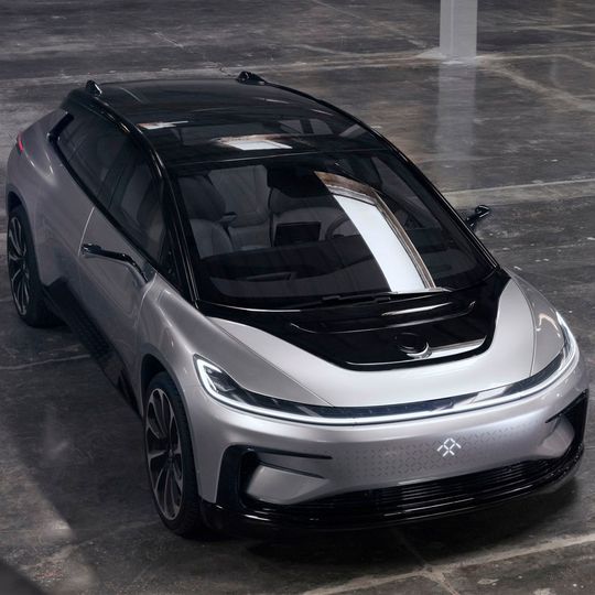 Der Faraday Future FF 91 soll mit atemberaubenden Fahrleistungen glänzen. Der Faraday Future FF 91 soll mit atemberaubenden Fahrleistungen glänzen.