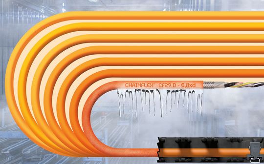 Weltneuheit: Die igus Servoleitungen der Serie CF29 bieten garantierte Sicherheit bei kleinsten Biegeradien und extremen Temperaturen. Weltneuheit: Die igus Servoleitungen der Serie CF29 bieten garantierte Sicherheit bei kleinsten Biegeradien und extremen Temperaturen.