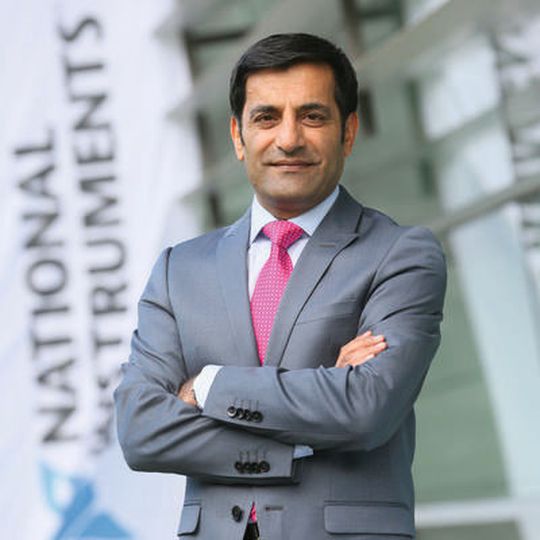 Veränderungen gezielt gestalten:
Für Rahman Jamal, Global Technology &
Marketing Manager von NI, gehört
National Instruments zu den disruptiven
Unternehmen Veränderungen gezielt gestalten:
Für Rahman Jamal, Global Technology &
Marketing Manager von NI, gehört
National Instruments zu den disruptiven
Unternehmen