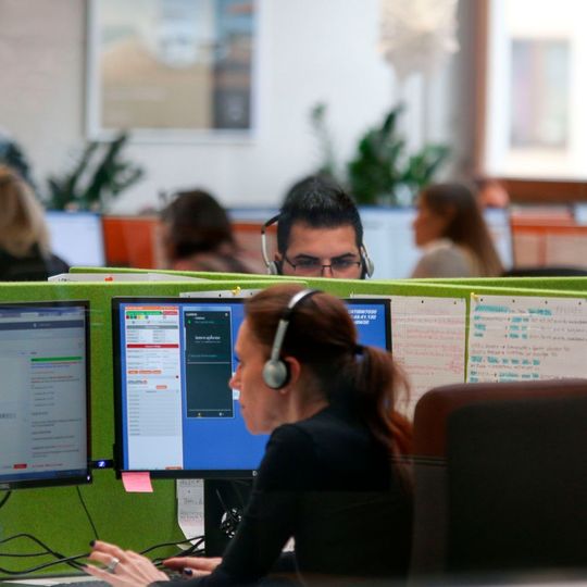 Der neue Standort der LDB-Gruppe in Pforzheim hat moderne Telekommunikationsarbeitsplätze.