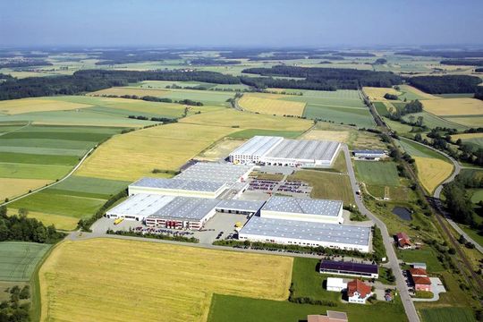 Sigloch Distribution hat das Münchner Technologieunternehmen Axxom mit der Ermittlung möglicher Optimierungsbereiche in seinem Distributionszentrum in Blaufelden beauftragt. Sigloch Distribution hat das Münchner Technologieunternehmen Axxom mit der Ermittlung möglicher Optimierungsbereiche in seinem Distributionszentrum in Blaufelden beauftragt.