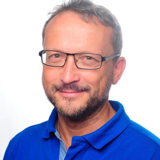 Clemens Matern, Leiter Produktmanagement Auerswald Clemens Matern, Leiter Produktmanagement Auerswald
