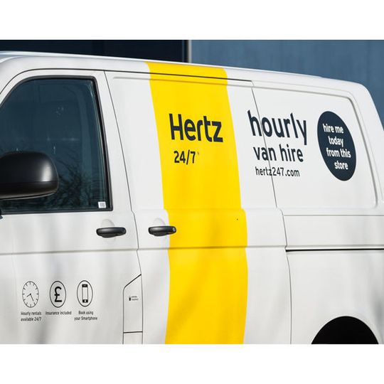 Hertz setzt künftig auf IoT-Technik von Orange Business Services. Hertz setzt künftig auf IoT-Technik von Orange Business Services.