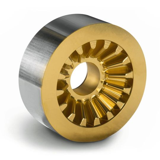 In der Kaltumformtechnik gibt es zahlreiche Anwendungen für Werkzeuge mit PVD/CVD-Schichten, zum Beispiel Verzahnungen. In der Kaltumformtechnik gibt es zahlreiche Anwendungen für Werkzeuge mit PVD/CVD-Schichten, zum Beispiel Verzahnungen.